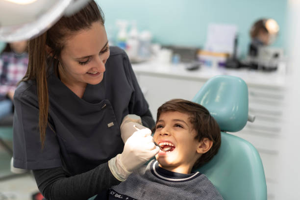 Best Tooth Infection Emergency Dentist  in Red Lake, MN